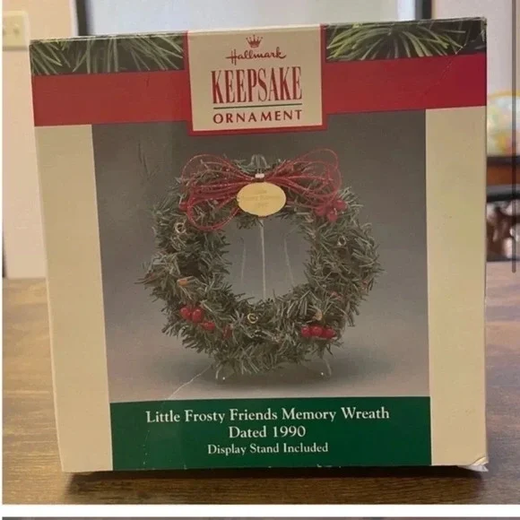 Hallmark keepsake ornament little frosty friends memory wreath. Stand. In box - Picture 2 of 5